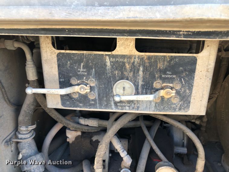 image for item DB7560 2003 Sterling L-Line vacuum truck