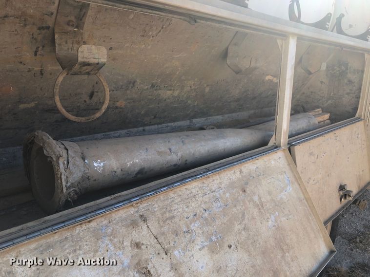 image for item DB7560 2003 Sterling L-Line vacuum truck