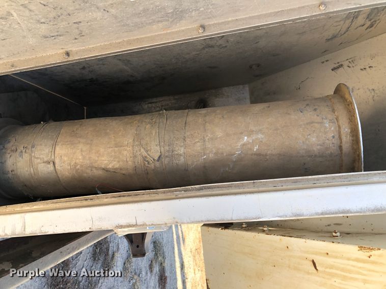 image for item DB7560 2003 Sterling L-Line vacuum truck