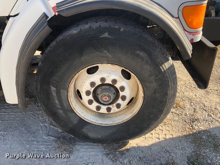 image for item DB7560 2003 Sterling L-Line vacuum truck