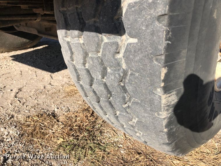 image for item DB7560 2003 Sterling L-Line vacuum truck