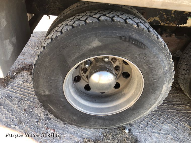 image for item DB7560 2003 Sterling L-Line vacuum truck