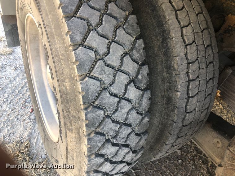 image for item DB7560 2003 Sterling L-Line vacuum truck