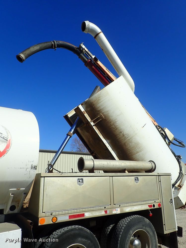 image for item DB7560 2003 Sterling L-Line vacuum truck