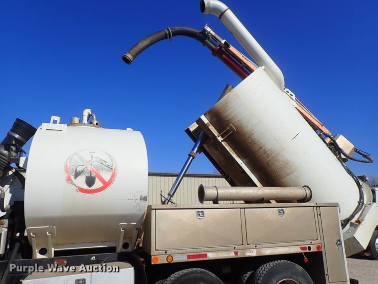 image for item DB7560 2003 Sterling L-Line vacuum truck