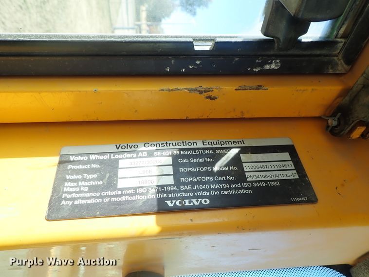 image for item DB7561 2004 Volvo L90E wheel loader