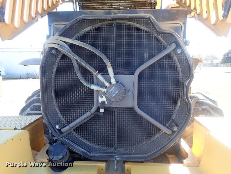 image for item DB7561 2004 Volvo L90E wheel loader