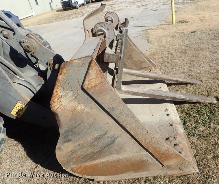 image for item DB7561 2004 Volvo L90E wheel loader