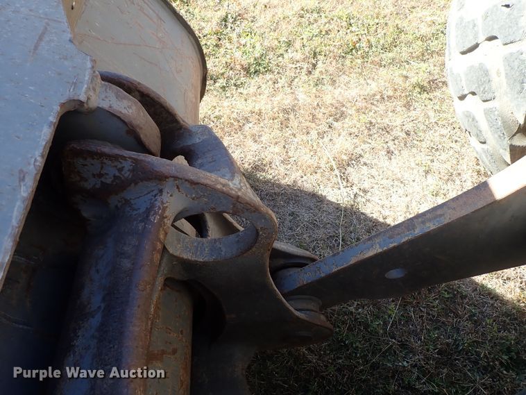 image for item DB7561 2004 Volvo L90E wheel loader