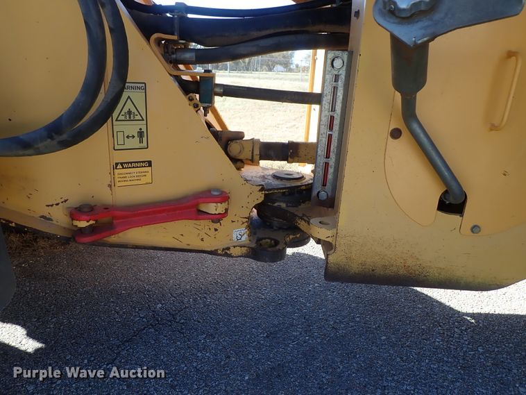 image for item DB7561 2004 Volvo L90E wheel loader