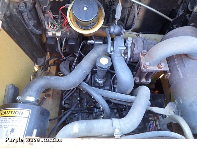 image for item DB7575 1994 New Holland LX665 Turbo skid steer