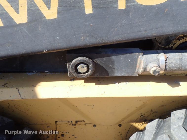 image for item DB7575 1994 New Holland LX665 Turbo skid steer