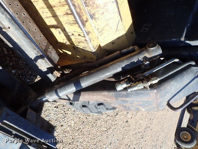 image for item DB7575 1994 New Holland LX665 Turbo skid steer