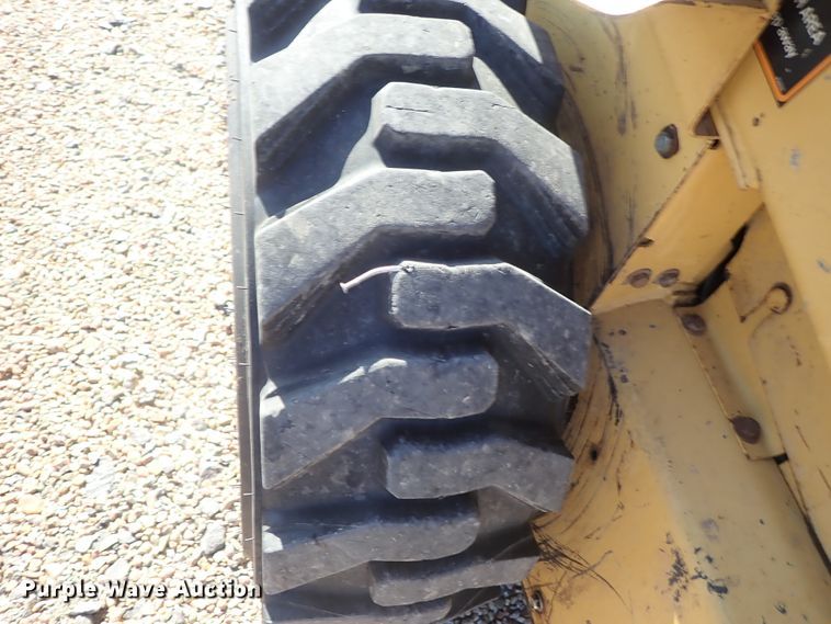 image for item DB7575 1994 New Holland LX665 Turbo skid steer