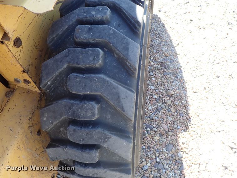 image for item DB7575 1994 New Holland LX665 Turbo skid steer