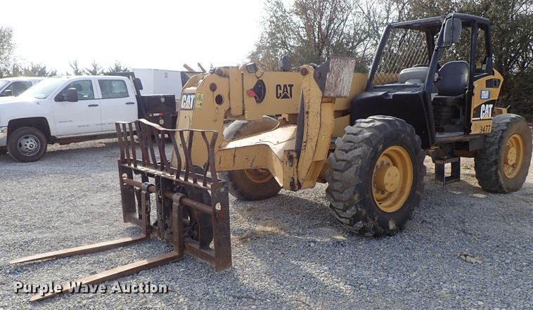 image for item DB7577 2005 Caterpillar TH460B telehandler