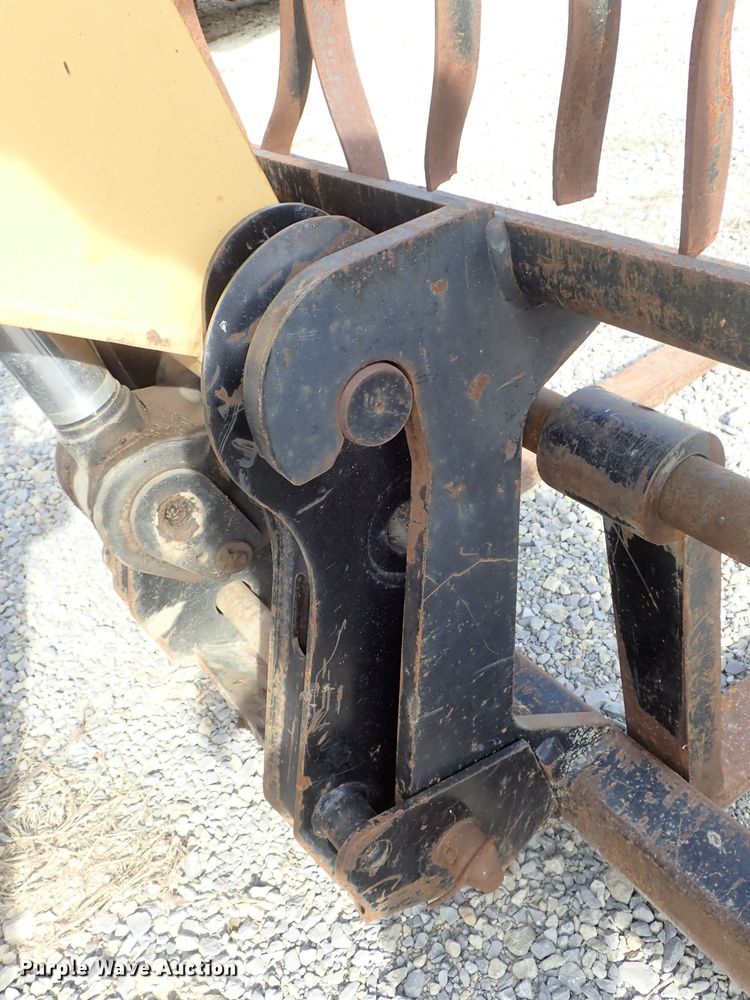 image for item DB7577 2005 Caterpillar TH460B telehandler