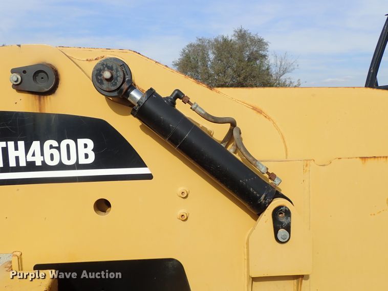 image for item DB7577 2005 Caterpillar TH460B telehandler