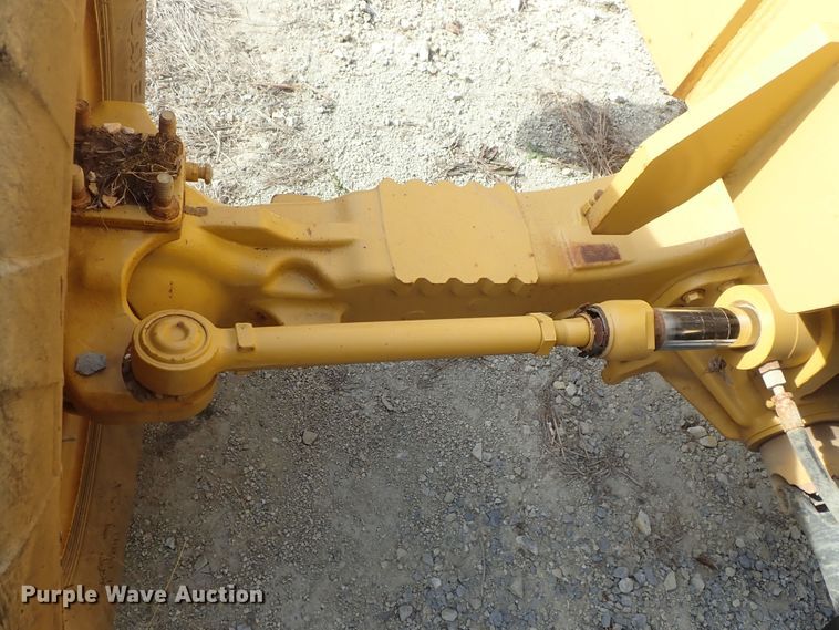 image for item DB7577 2005 Caterpillar TH460B telehandler