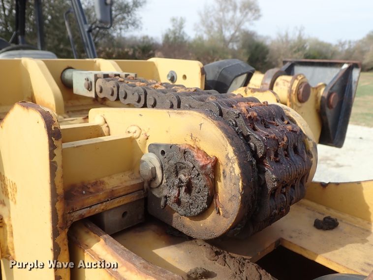 image for item DB7577 2005 Caterpillar TH460B telehandler