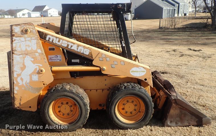 image for item DC3467 Mustang 2050 skid steer