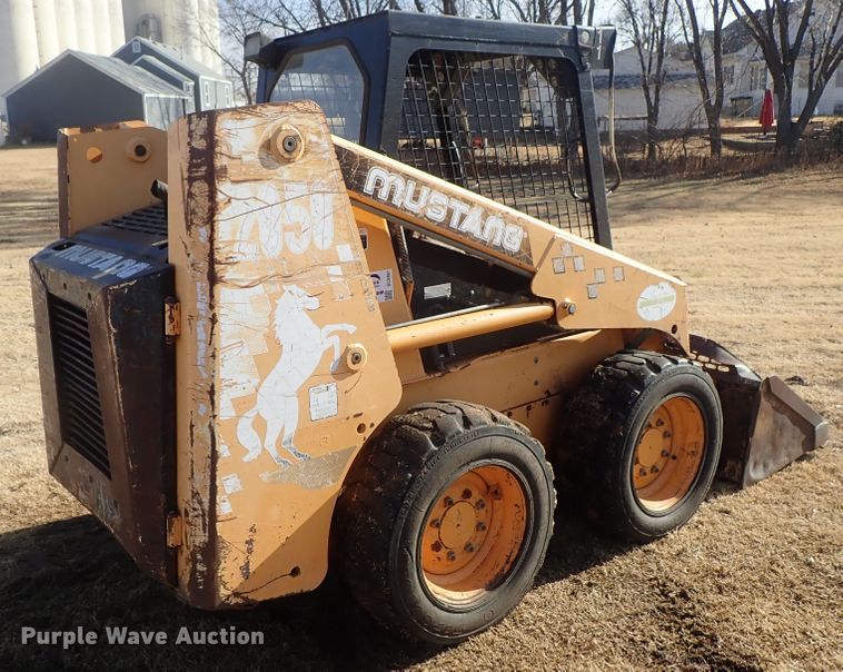 image for item DC3467 Mustang 2050 skid steer
