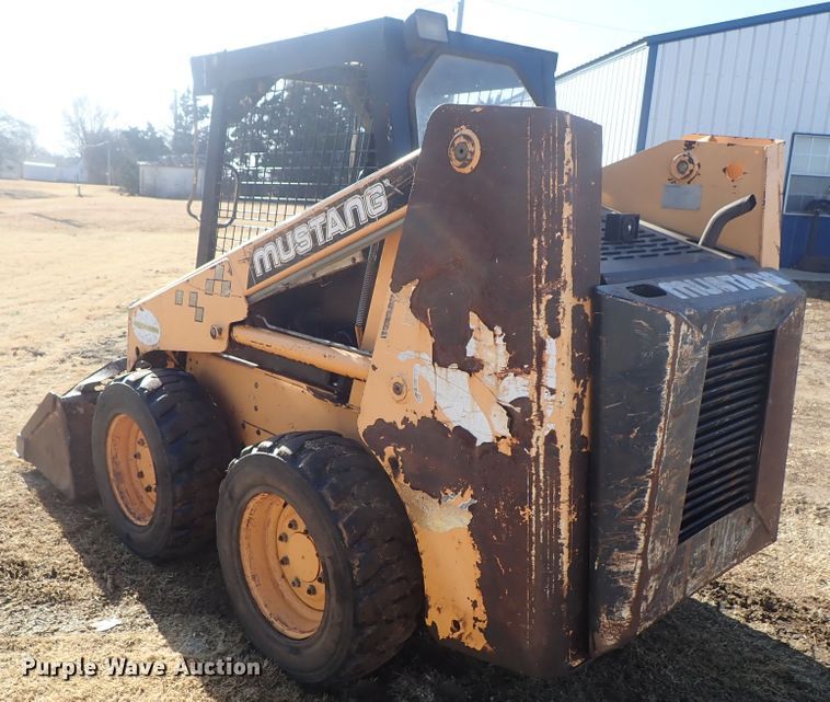 image for item DC3467 Mustang 2050 skid steer