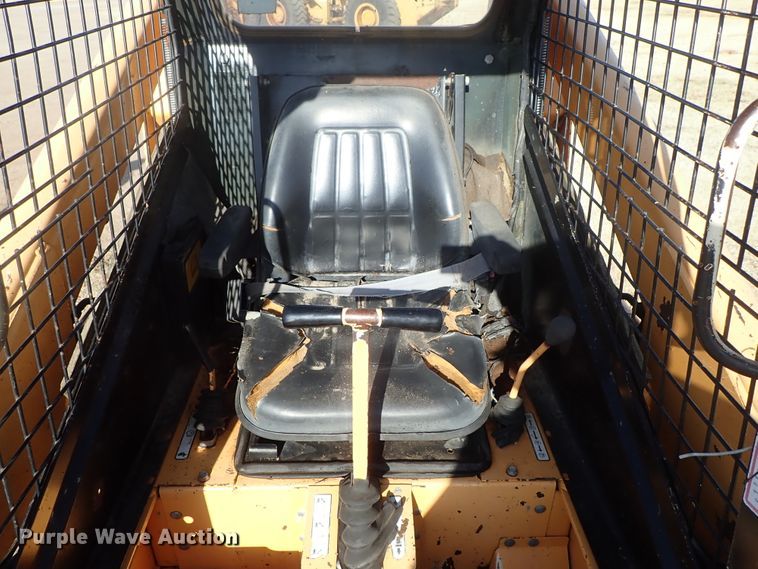 image for item DC3467 Mustang 2050 skid steer