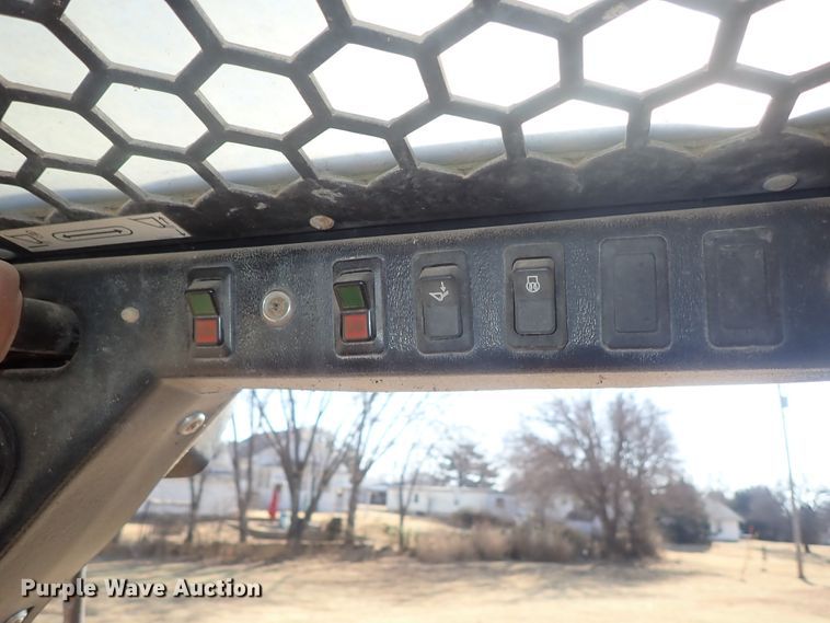 image for item DC3467 Mustang 2050 skid steer