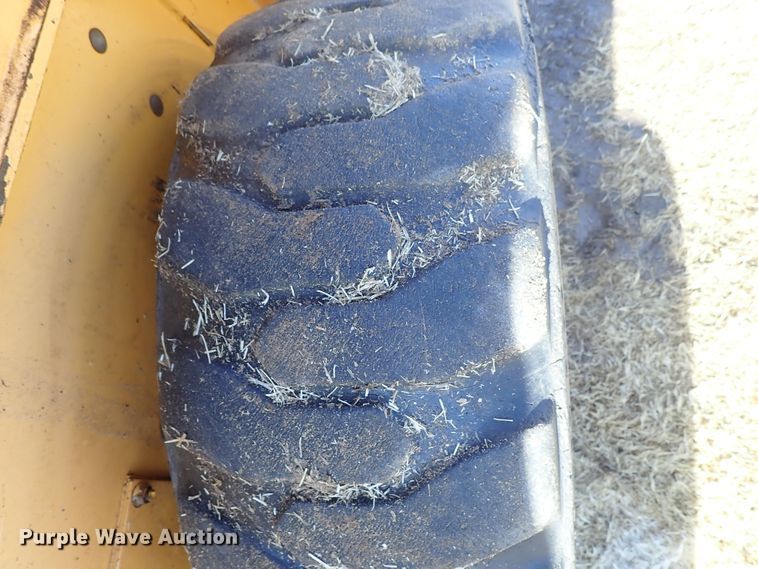 image for item DC3467 Mustang 2050 skid steer