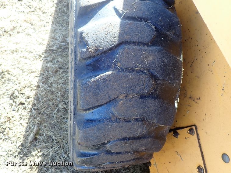 image for item DC3467 Mustang 2050 skid steer