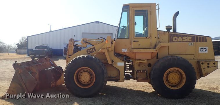 image for item DC3468 1992 Case 621 wheel loader