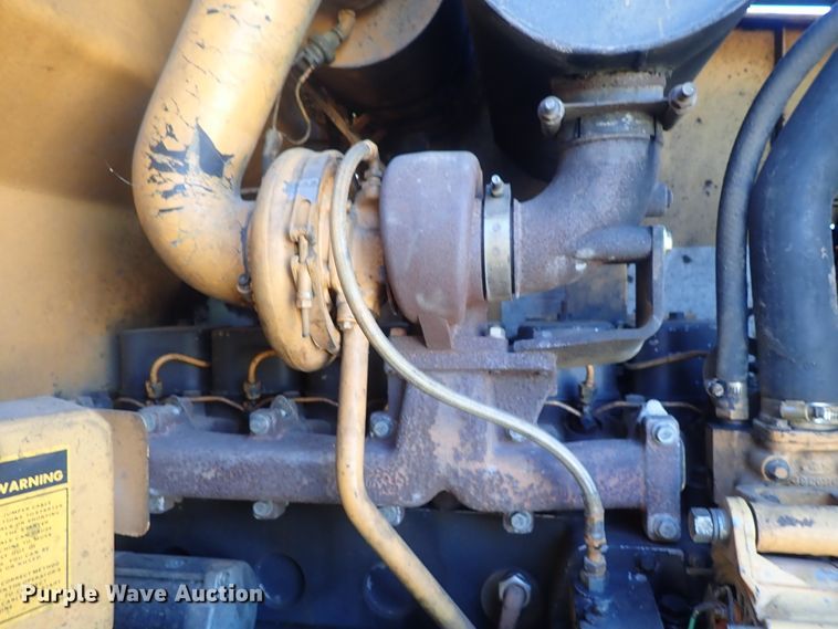 image for item DC3468 1992 Case 621 wheel loader