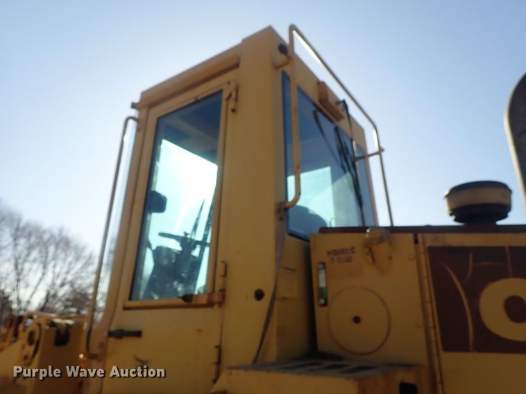 image for item DC3468 1992 Case 621 wheel loader