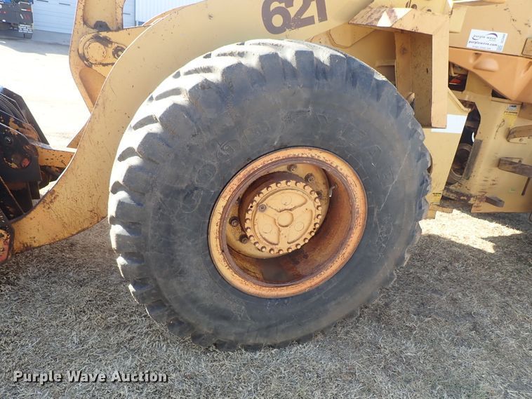 image for item DC3468 1992 Case 621 wheel loader