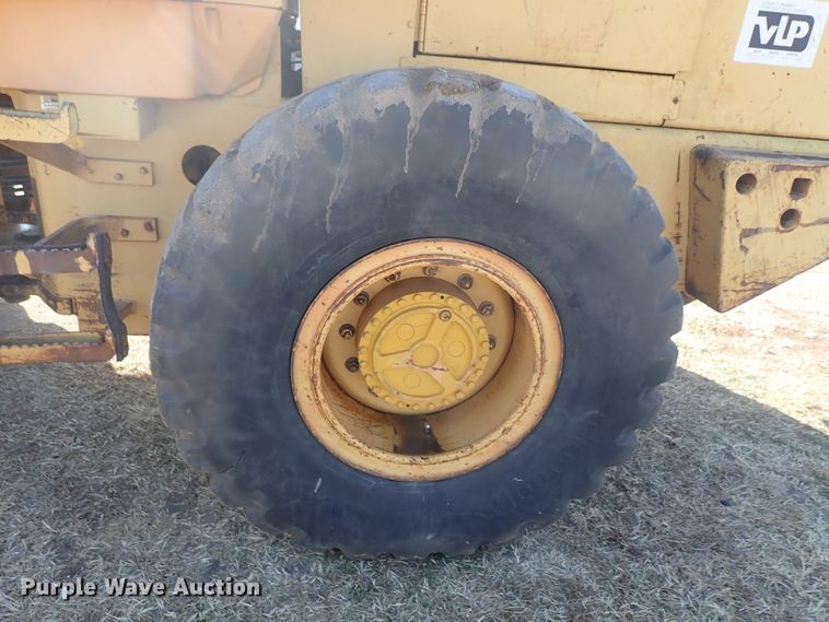 image for item DC3468 1992 Case 621 wheel loader