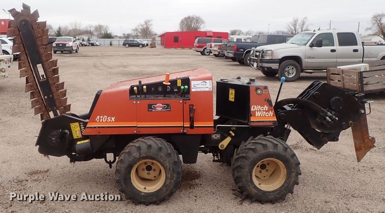 image for item DC3488 2004 Ditch Witch 410SX cable plow