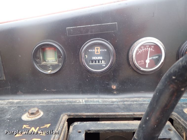 image for item DC3488 2004 Ditch Witch 410SX cable plow