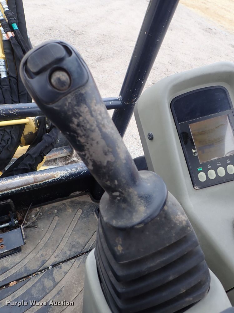 image for item DC3489 2013 Yanmar VIO35-6A mini excavator