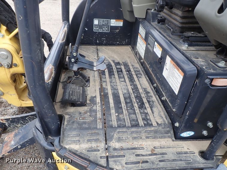 image for item DC3489 2013 Yanmar VIO35-6A mini excavator