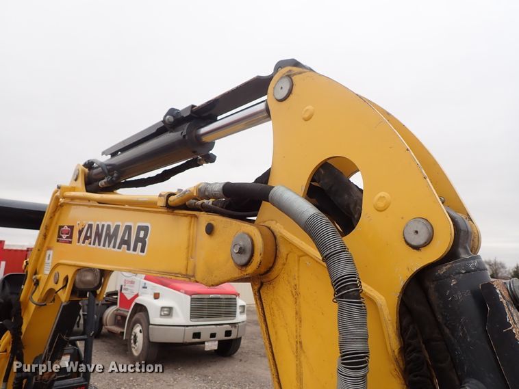 image for item DC3489 2013 Yanmar VIO35-6A mini excavator