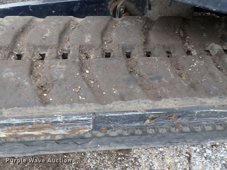 image for item DC3489 2013 Yanmar VIO35-6A mini excavator