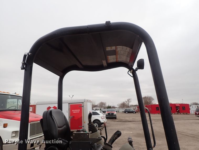 image for item DC3489 2013 Yanmar VIO35-6A mini excavator