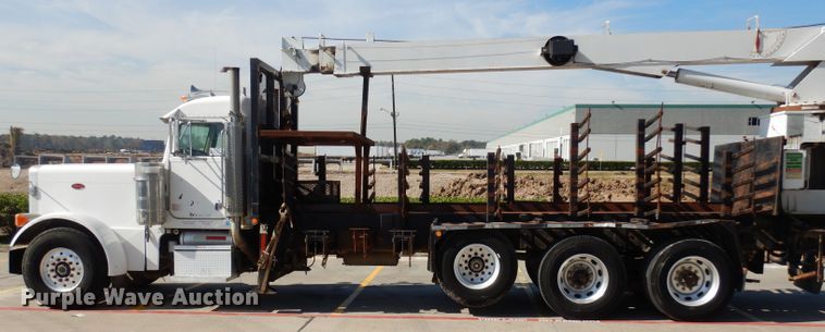image for item DD3031 2004 Peterbilt 379 crane truck