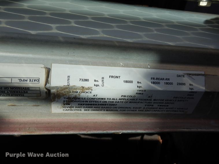 image for item DD3031 2004 Peterbilt 379 crane truck