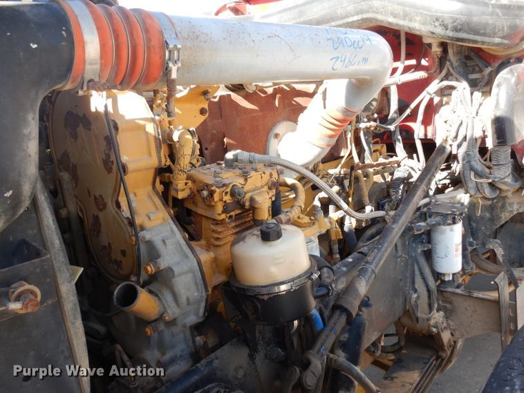 image for item DD3031 2004 Peterbilt 379 crane truck