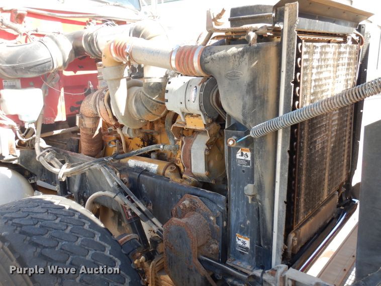 image for item DD3031 2004 Peterbilt 379 crane truck