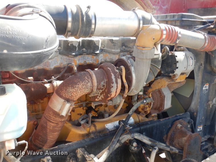 image for item DD3031 2004 Peterbilt 379 crane truck