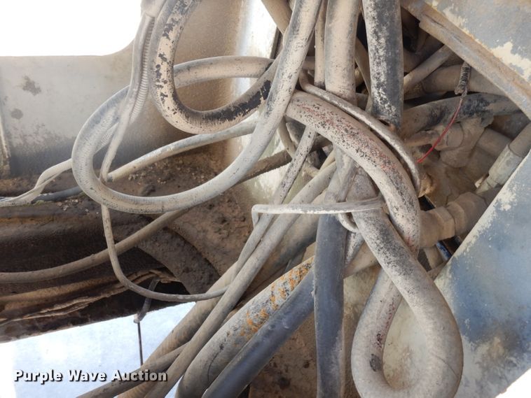 image for item DD3031 2004 Peterbilt 379 crane truck