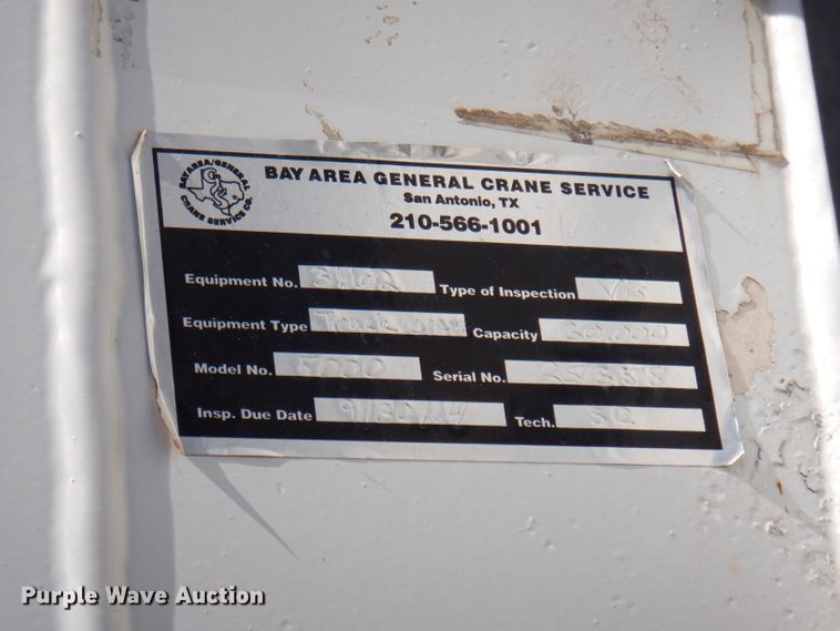 image for item DD3031 2004 Peterbilt 379 crane truck